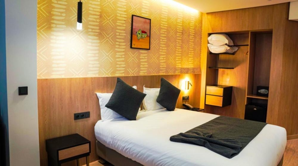 Room image 3